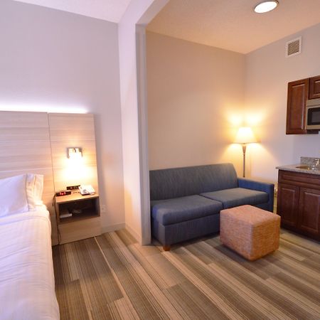 Holiday Inn Express Toledo-Oregon By Ihg Esterno foto