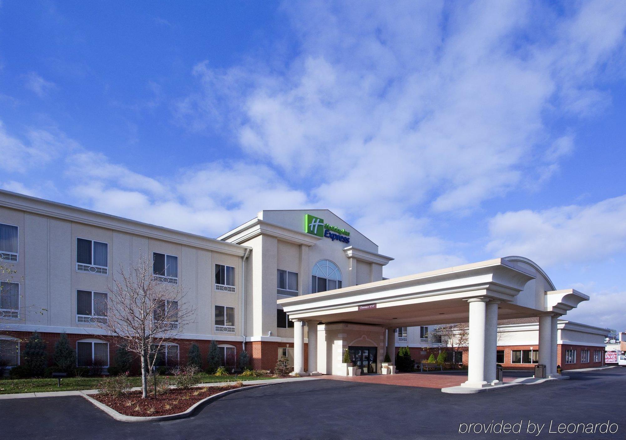 Holiday Inn Express Toledo-Oregon By Ihg Esterno foto