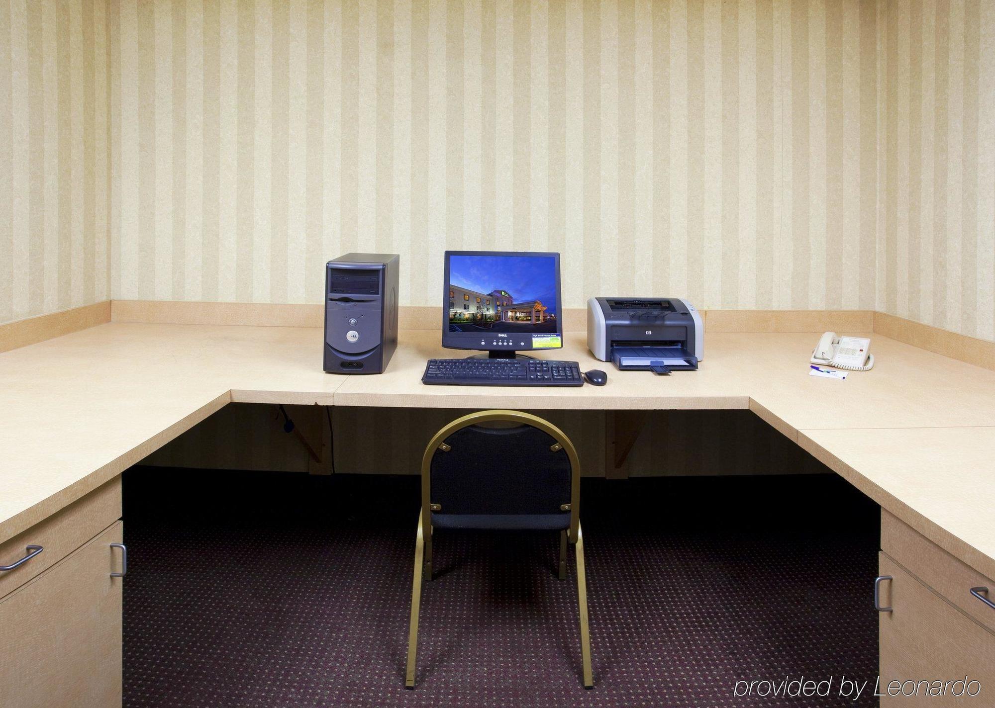 Holiday Inn Express Toledo-Oregon By Ihg Servizi foto